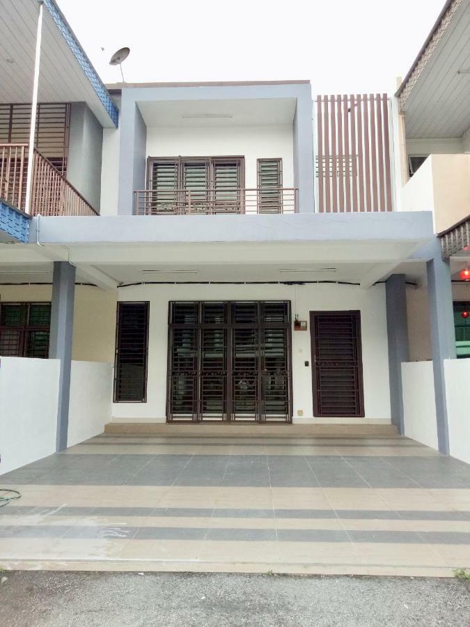 Villa Kampar Sakura 3 Landed Exterior foto